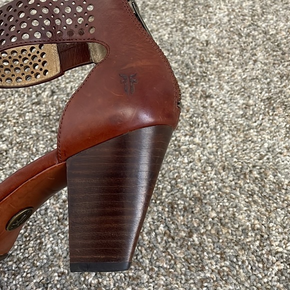 Frye heeled sandals. Skye Perf Ankle - Picture 12 of 14